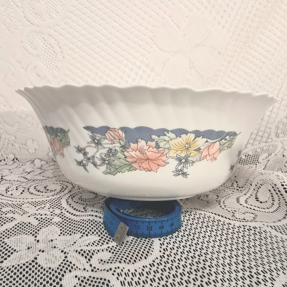 Arcopal Florine France Large Serving Bowl 6237